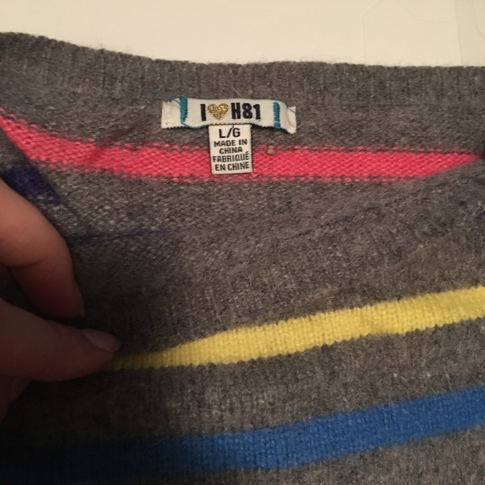 Cute Transitional Sweater - Picture 3 of 3